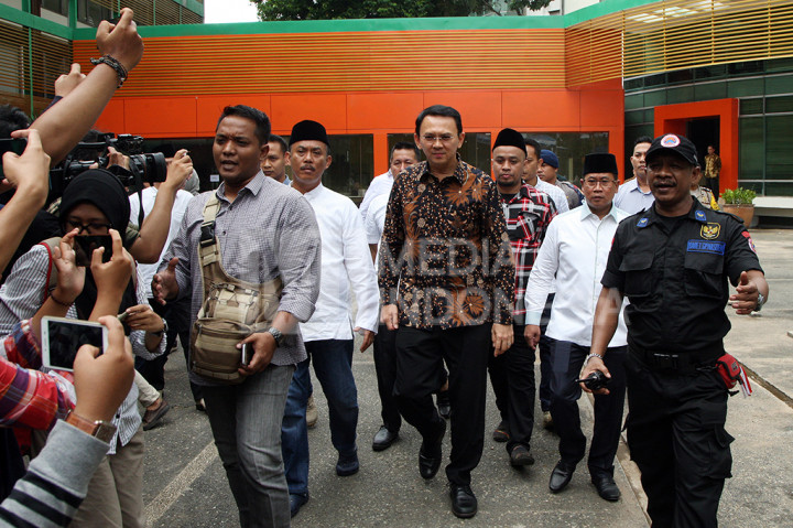 Calon Gubernur DKI Jakarta Petahana Basuki Tjahaja Purnama hadir dalam peringatan Maulid Nabi di Menteng, Jakarta.