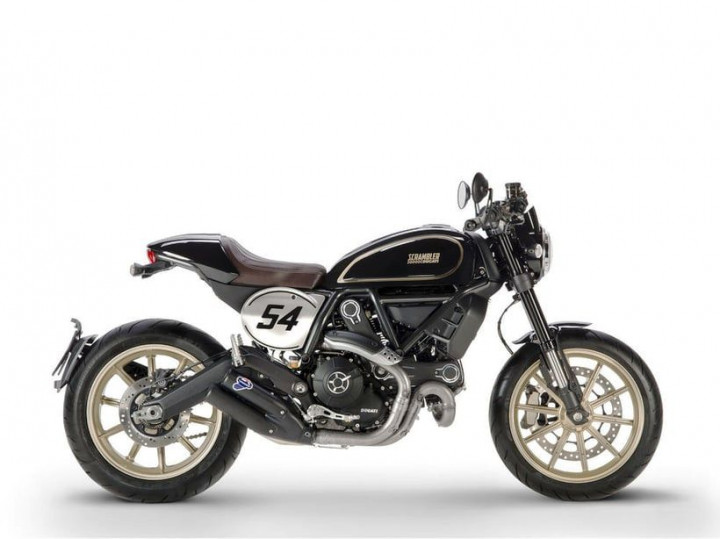 Ducati Scrambler Cafe Racer mengusung mesin V-Twin 803cc dengan pelek warna emas yang cantik. ducatiusa.com