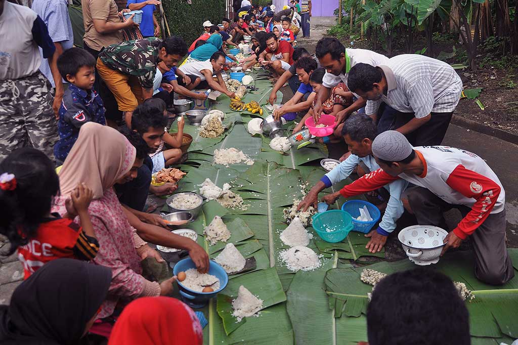 Warga Candiroto Gelar Tradisi Nyadran Maulud