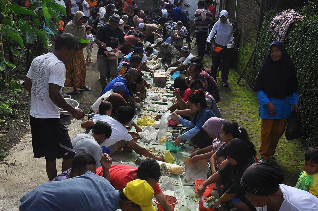 Warga Candiroto Gelar Tradisi Nyadran Maulud