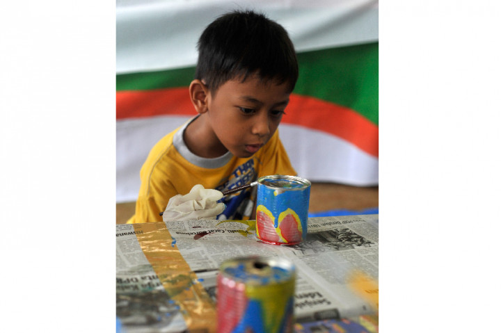 Berkreasi dengan Kaleng Bekas