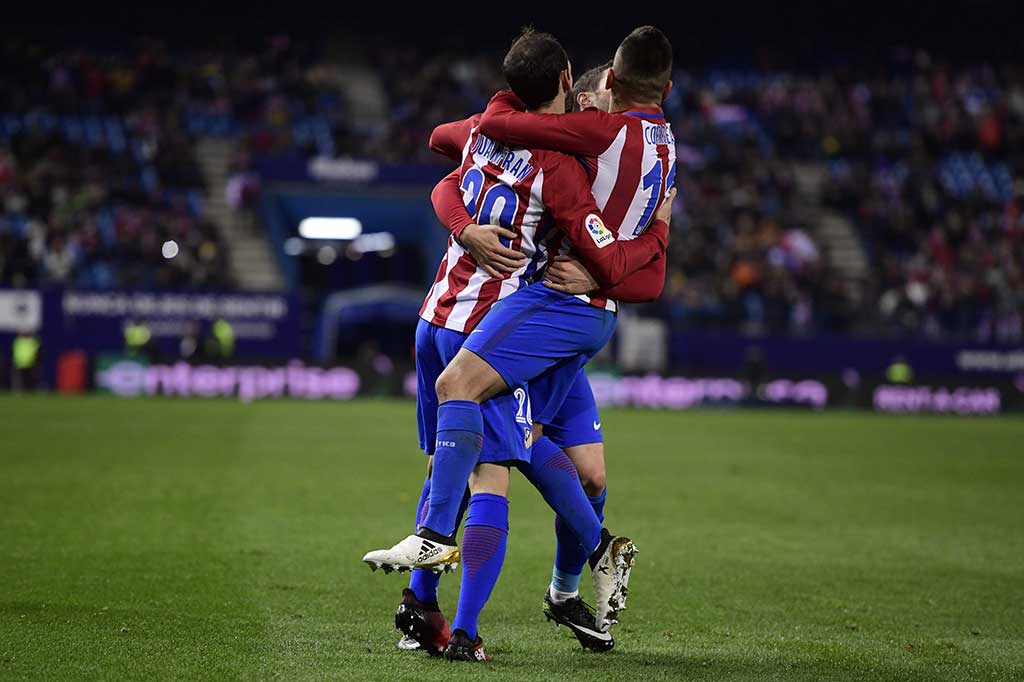Lima menit kemudian, Angel Correa menggandakan keunggulan tuan rumah.