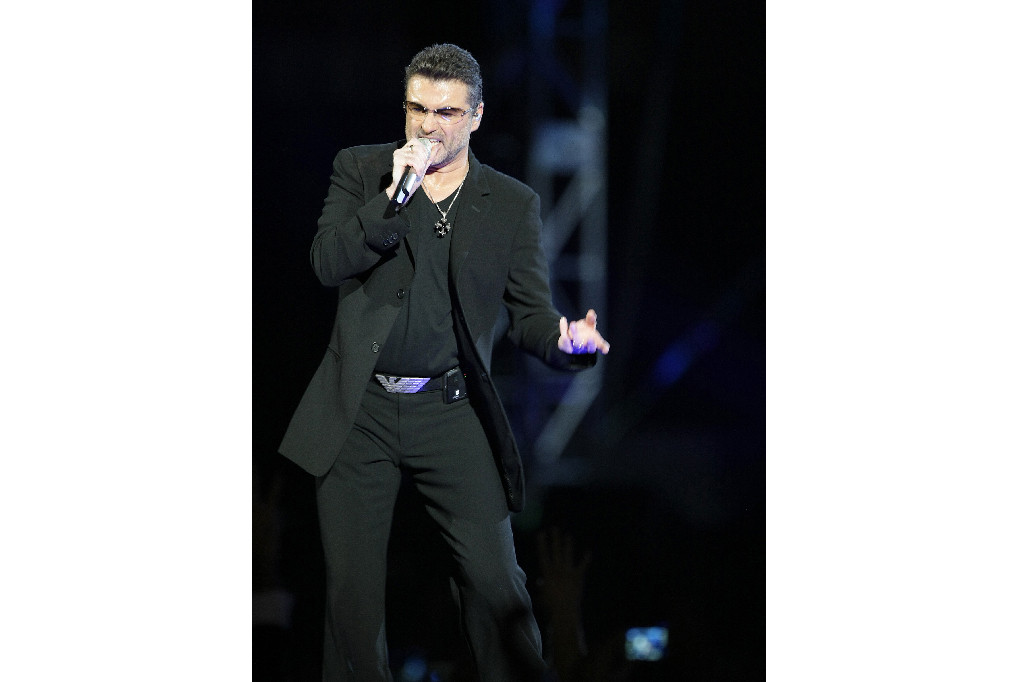 Polisi belum mengungkapkan penyebab kematian George, tetapi menyatakan tidak ada hal mencurigakan. 