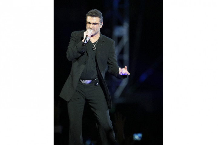 Polisi belum mengungkapkan penyebab kematian George, tetapi menyatakan tidak ada hal mencurigakan. 