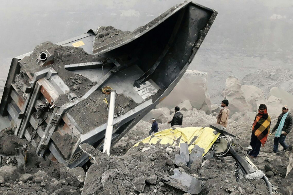 Penyebab runtuhnya tambang masih dalam penyelidikan.