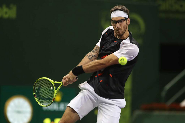 Dan petenis peringkat 68 dunia Gerald Melzer menyelamatkan delapan set point.
