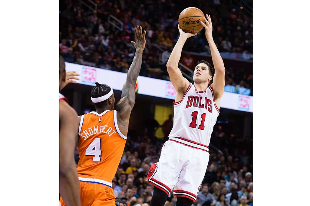 Sementara Doug McDermott menambah 17 poin untuk Bulls.