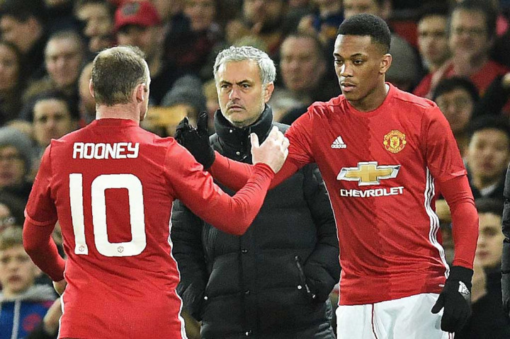 Pada menit ke-59 Wayne Rooney diganti oleh Anthony Martial.