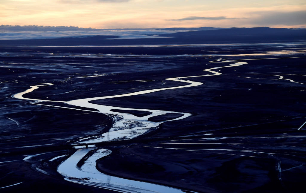 Foto udara lokasi sekitar tempat terjadinya longsor. Dua orang warga tewas dan seribuan lainnya diungsikan akibat bencana longsor di utara Argentina 