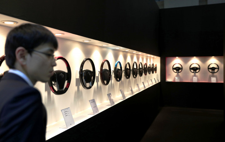 Aneka model terbaru lingkar kemudi yang akan menjadi trend tahun ini.