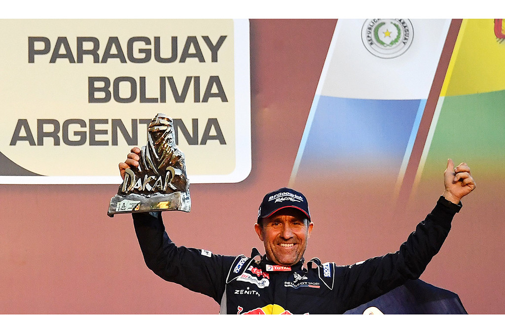 Stephane Peterhansel keluar sebagai juara kategori mobil Reli Dakar 2017.