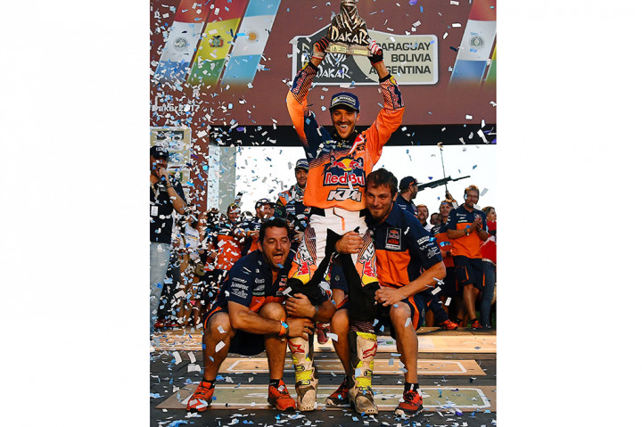 Pereli KTM itu mencetak sejarah dengan menjadi pebalap Inggris pertama yang menjuarai Reli Dakar.