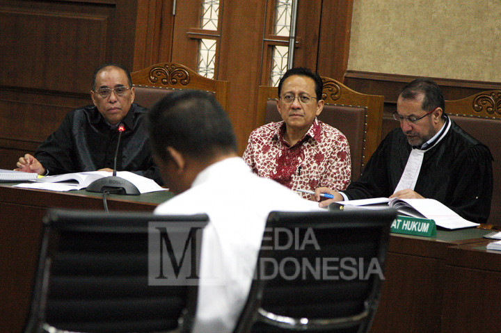 Penasihat hukum Irman Gusman menghadirkan ahli pakar hukum pidana Universitas Islam Indonesia (UII).