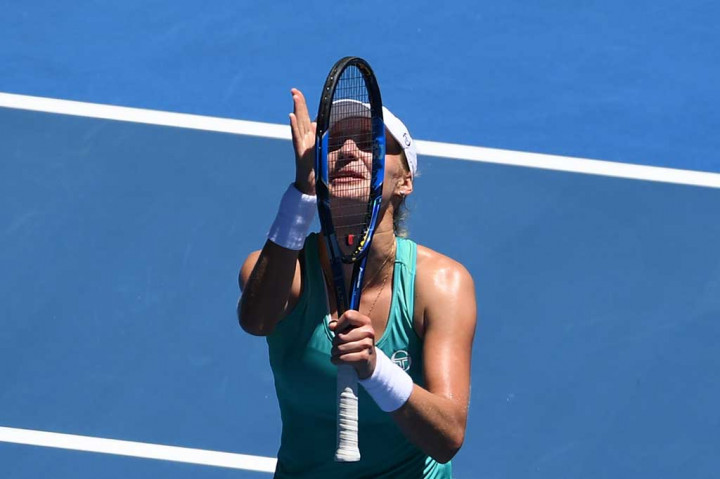 Unggulan 30 tersebut selanjutnya akan menghadapi pemenang antara semifinalis 2016 Johanna Konta atau mantan petenis nomor 1 dunia Caroline Wozniacki.