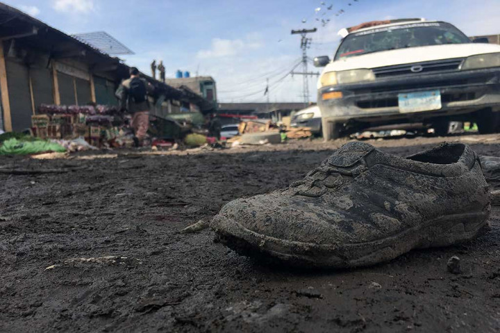 Belum ada pihak yang mengaku bertanggung jawab terkait peristiwa tersebut.