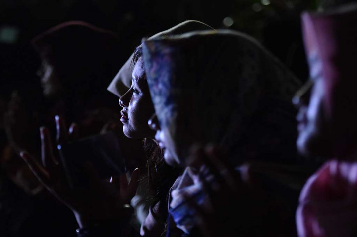 Pengunjung antusias menghadiri pembacaan puisi karya Wiji Thukul.