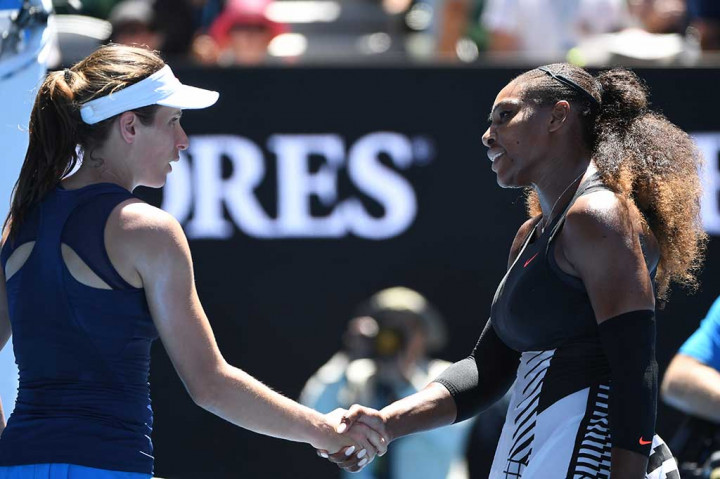 Petenis AS berusia 35 tahun itu melepaskan 10 'ace' dan 25 'winner' selama 75 menit pertandingan di Rod Laver Arena, untuk menundukkan Konta dua set langsung.