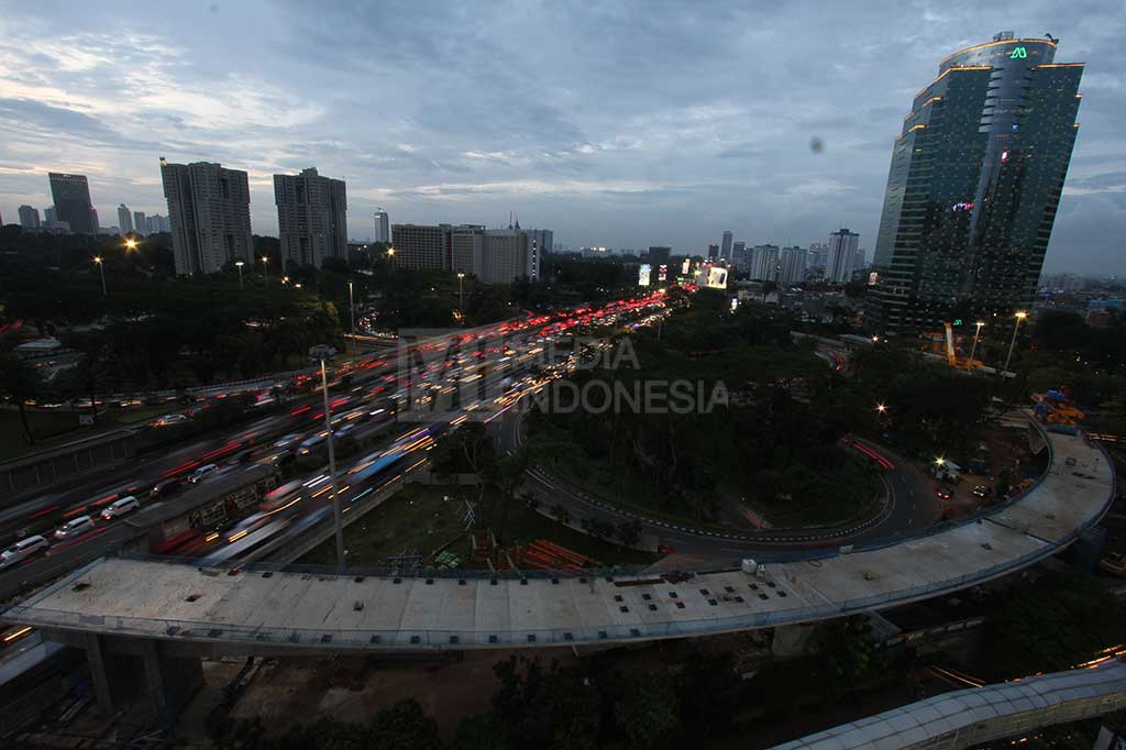 Proyek Simpang Susun Semanggi Capai 50%