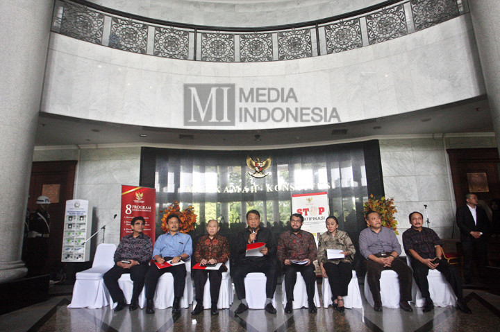 Hakim MK Kena OTT, Ketua MK Minta Maaf