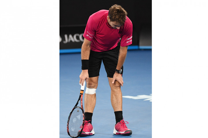 Federer menaklukkan Wawrinka dalam pertarungan lima set (7-5, 6-3, 1-6, 4-6 dan 6-3).