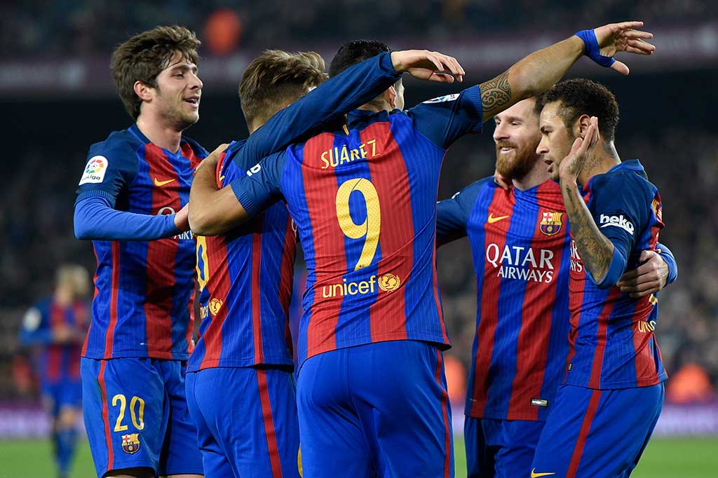 Menit ke-82 Deni Suarez mencatatkan gol keduanya untuk membawa Barca unggul 5-2.