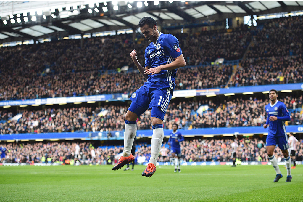 Tujuh menit kemudian Pedro Rodriguez menggandakan keunggulan Chelsea.