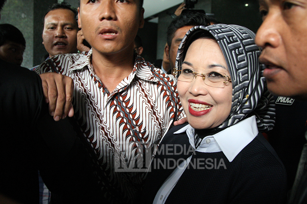 Slyvi Diperiksa Terkait Kasus Pembangunan Masjid