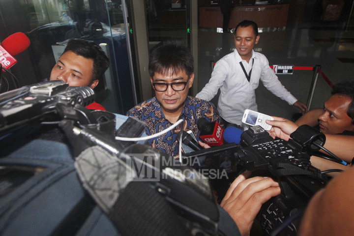 Choel Mallarangeng merupakan tersangka kasus dugaan korupsi pembangunan Pusat Pendidikan, Pelatihan dan Sekolah Olahraga Nasional (P3SON) Hambalang tahun anggaran 2010-2012.