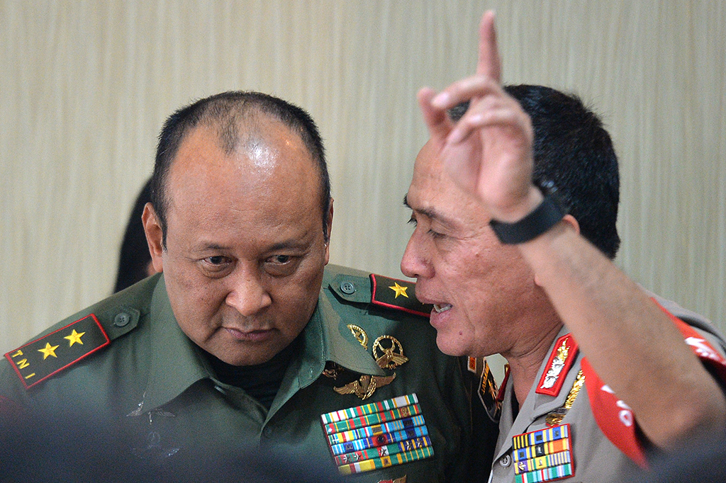 Kapolda Metro Jaya Irjen Pol. M. Iriawan mengimbau masyarakat yang berunjuk rasa mematuhi Pasal 6 UU nomor 9 tahun 1998 tentang Penyampaian Pendapat bahwa warga negara berkewajiban menghormati hak-hak dan kebebasan orang lain.