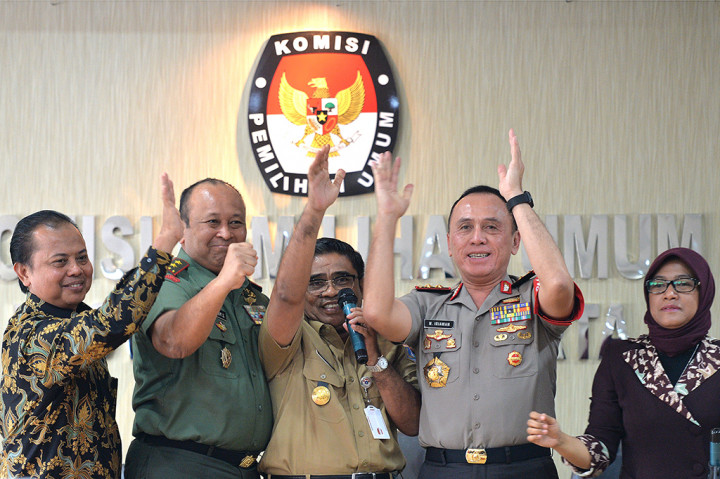 Menurutnya, jika ada pengunjuk rasa yang melakukan tindak pidana yaitu melanggar hukum maka akan diberikan sanksi sesuai aturan yang berlaku.