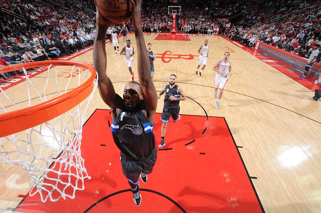 Sementara itu Serge Ibaka mengemas 28 angka untuk Orlando.