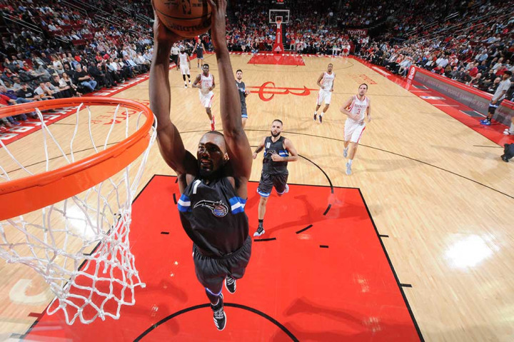 Sementara itu Serge Ibaka mengemas 28 angka untuk Orlando.