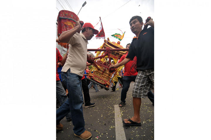 Warga Tionghoa di Tegal Gelar Kirab Toa Pek Kong