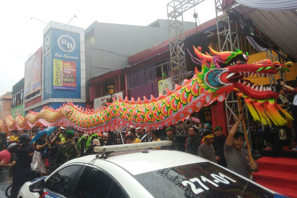 Usai pembukaan dilaksanakan doa yang dipimpin pemuka dari enam agama yang berbeda.