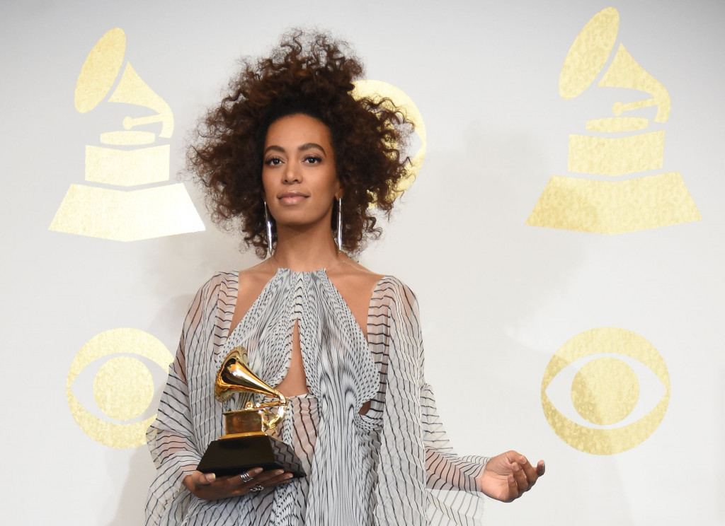 Solange meraih penghargaan Best R&B Performance for 