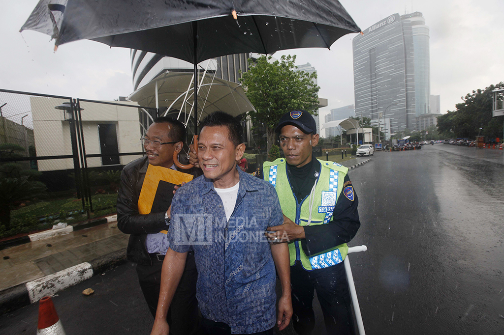 Melalui MRA, Soetikno yang merupakan pemegang lisensi penjualan kendaraan mewah seperti Harley Davidson, Ferrari, dan Maserati di Indonesia itu diduga berperan sebagai perantara suap antara Rolls Royce dengan mantan Direktur Utama Garuda Indonesia Emirsyah Satar.