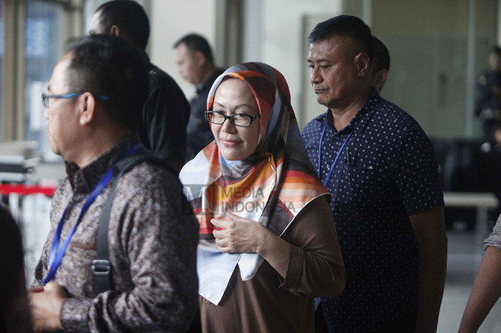 Masih belum diketahui maksud kedatangan terpidana kasus suap Lebak Banten ini ke Gedung KPK.