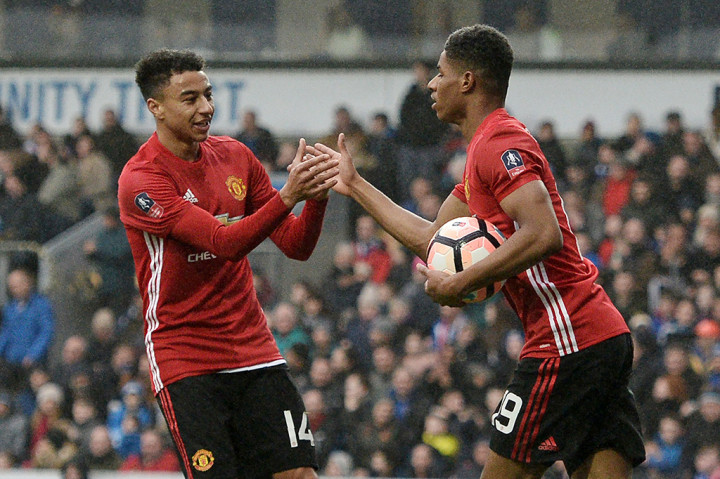 10 menit kemudian Setan Merah berhasil menyamakan kedudukan lewat Marcus Rashford.
