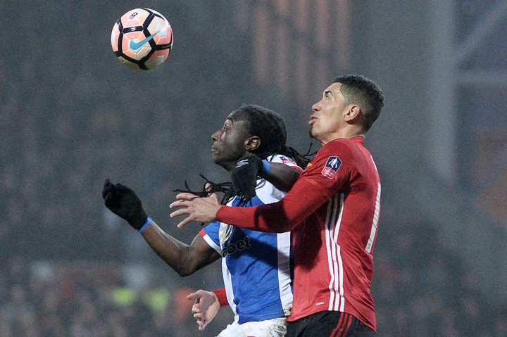 Pada menit ke-86 Blackburn mencetak gol lewat Marvin Emnes, namun dianulir wasit karena ada dua pemain mereka terjebak offside. Skor 2-1 bertahan hingga bubaran.