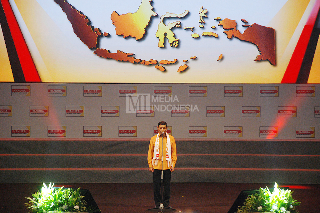 Pengukuhan pengurus DPP Partai Hanura 2016-2020 dibuka oleh Ketua Dewan Pembina Partai Hanura, Wiranto.