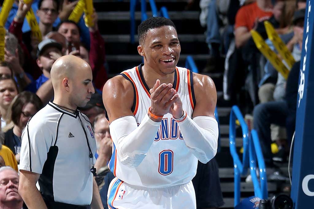 Westbrook menyelesaikan laga dengan mencetak 17 poin, 18 rebound, dan 17 assist. Ini merupakan triple-double ke-28 nya musim ini, dan ke-65 sepanjang karirnya. 