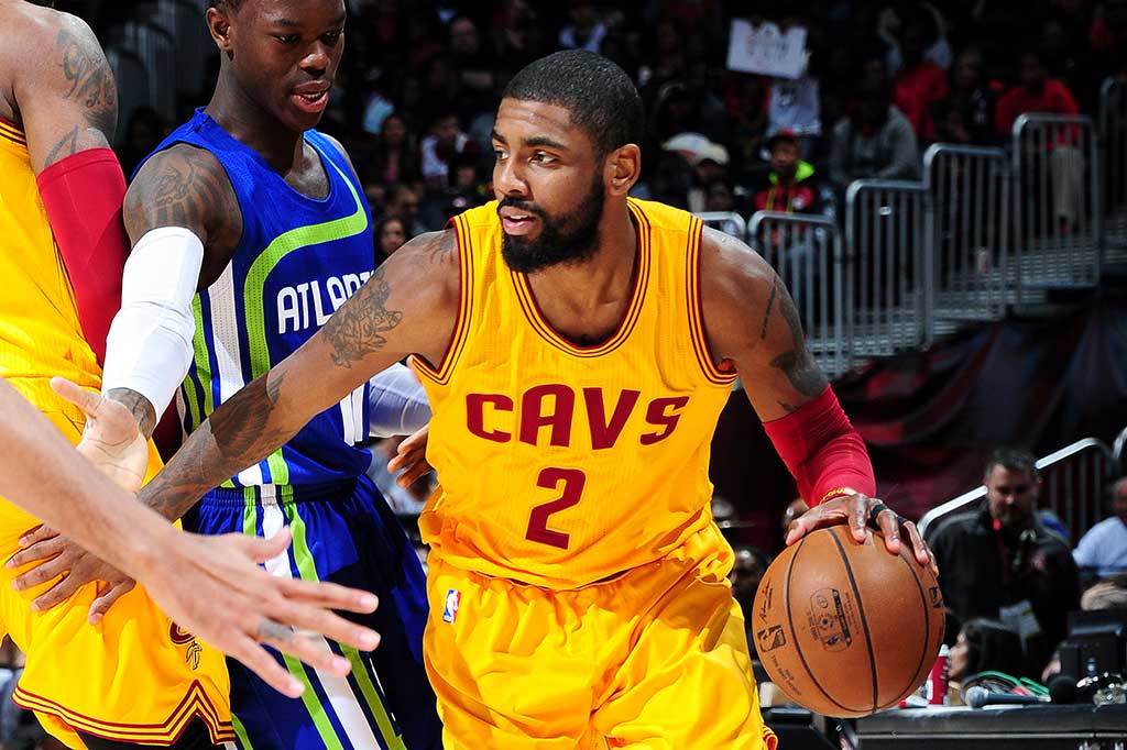 Kyrie Irving mencetak 43 poin untul Cavs, lima di antaranya dari lemparan tiga angka.