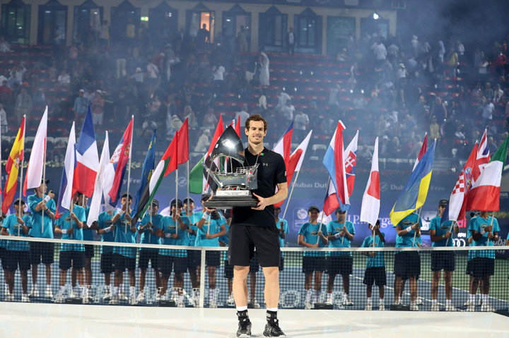 Atas kemenangannya, petenis Inggris Raya tersebut berhak mendapatkan hadiah uang tunai sebesar 523.330 dolar Amerika atau setara dengan Rp6,9 miliar rupiah dan 500 ATP ranking points.