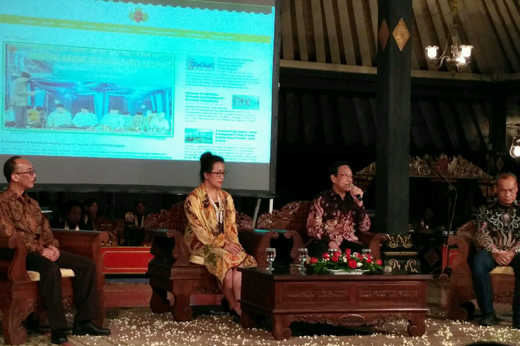 Sultan HB X berharap agar situs ini menjadi wadah transparansi kegiatan Keraton, dan sarana komunikasi Keraton dengan masyarakat Yogyakarta.