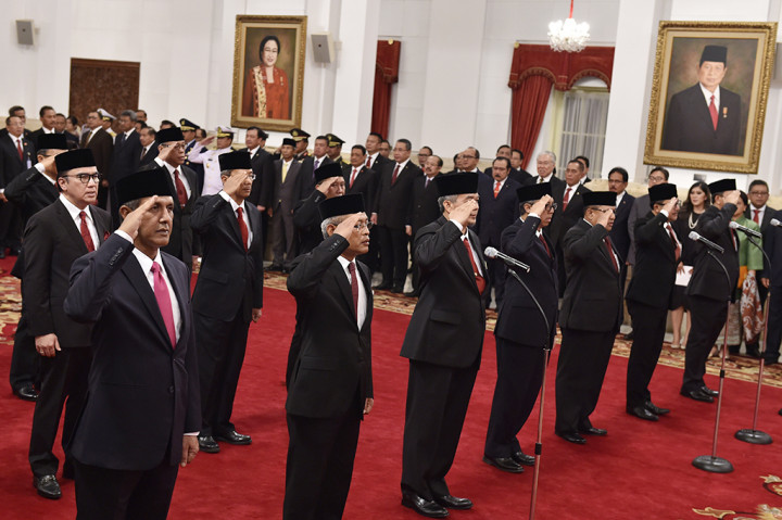 Dari 23 nama calon duta besar yang diajukan Presiden ke DPR, hanya 17 orang yang dilantik berdasarkan hasil fit and proper test di DPR.