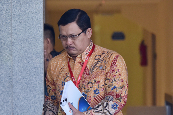 Wahyu diperiksa sebagai saksi untuk tersangka mantan Hakim Konstitusi Patrialis Akbar.