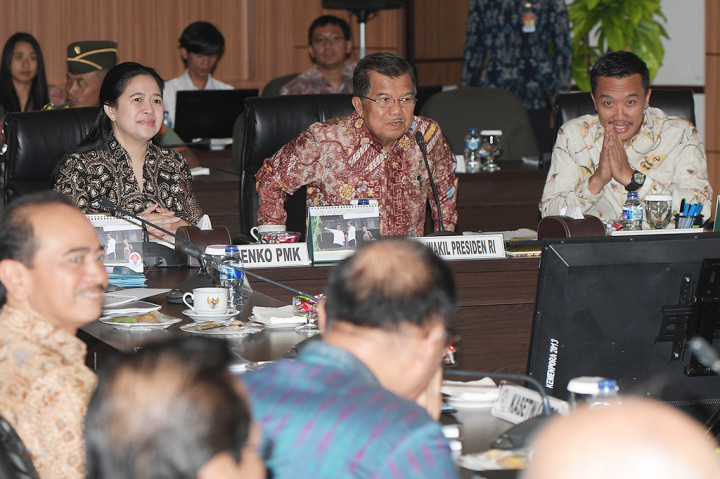 Rapat tersebut merupakan tindak lanjut pertama atas inisiatif Wapres sebagai Ketua Pengarah Panitia Asian Games 2018 untuk melakukan rapat bergilir.