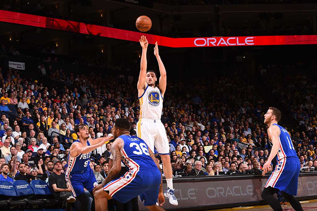 Sementara itu Klay Thompson menyumbang 28 poin untuk Warriors.