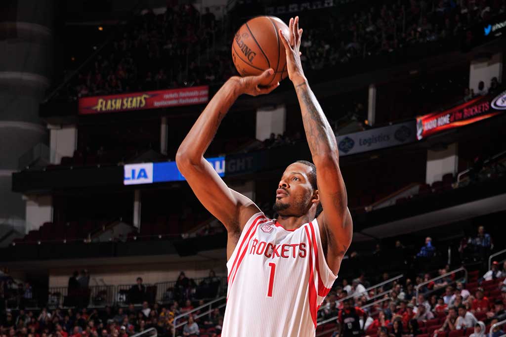 Dan Trefor Ariza dengan 20 poin, 3 rebound, dan 2 assist untuk Rockets.