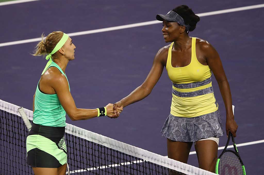 Vesnina mendapat ucapan selamat dari Venus.